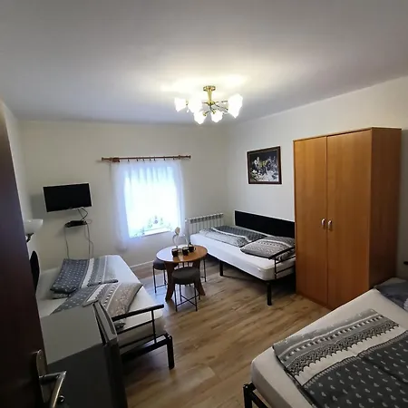 Goscinne U Reni בית אירוח ואמביירז'צה